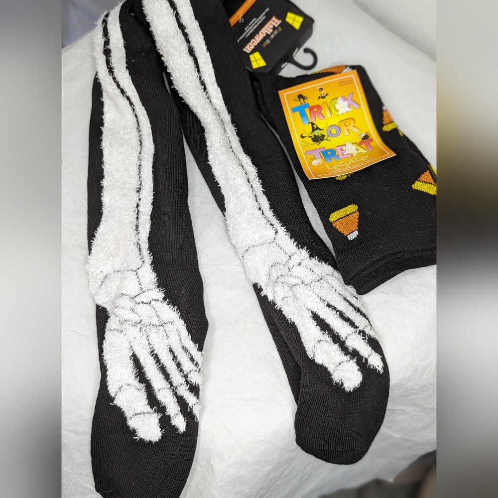 Two pair Halloween socks